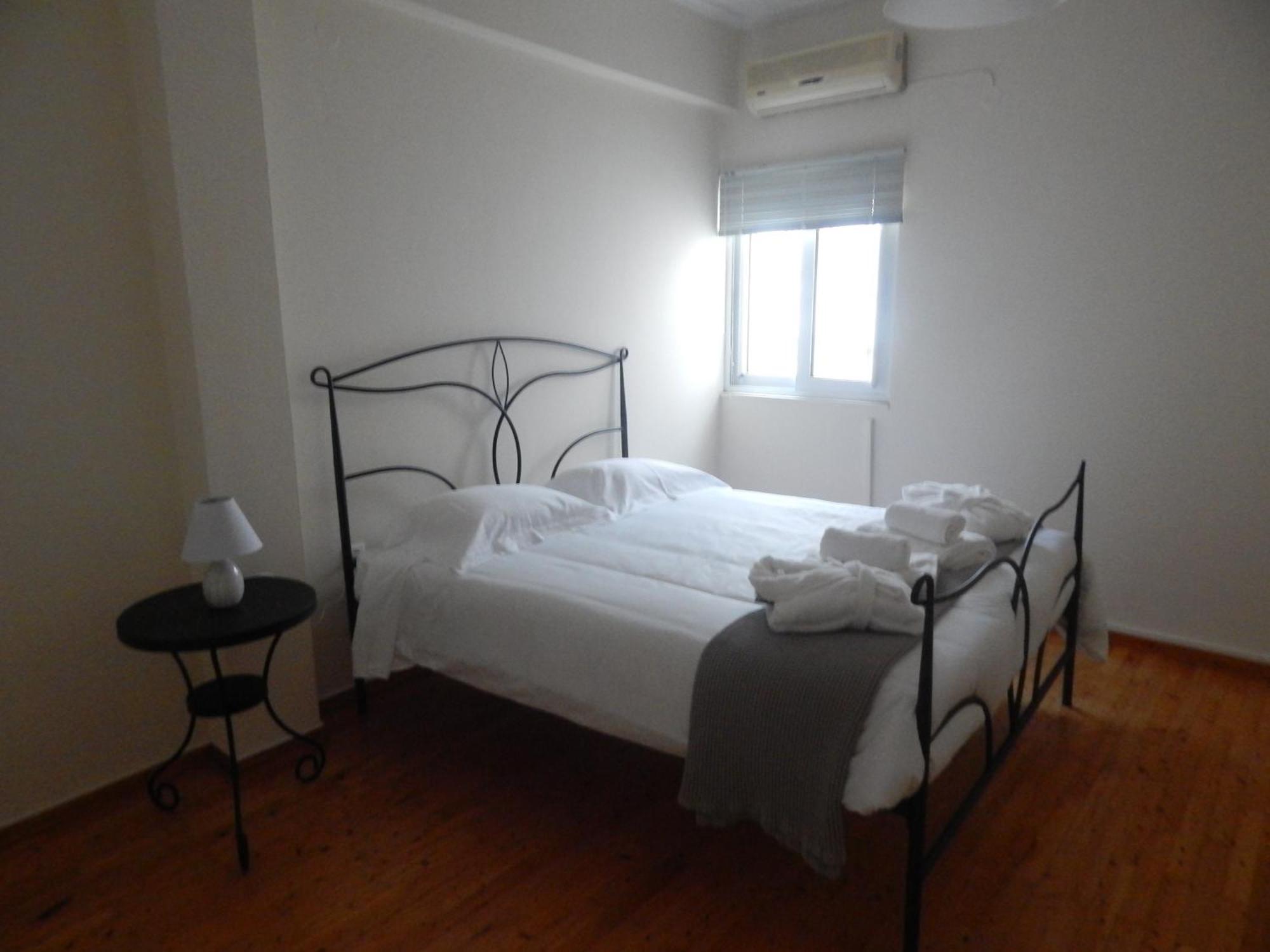 Dn Sea Apartments Kalamata Rum bild
