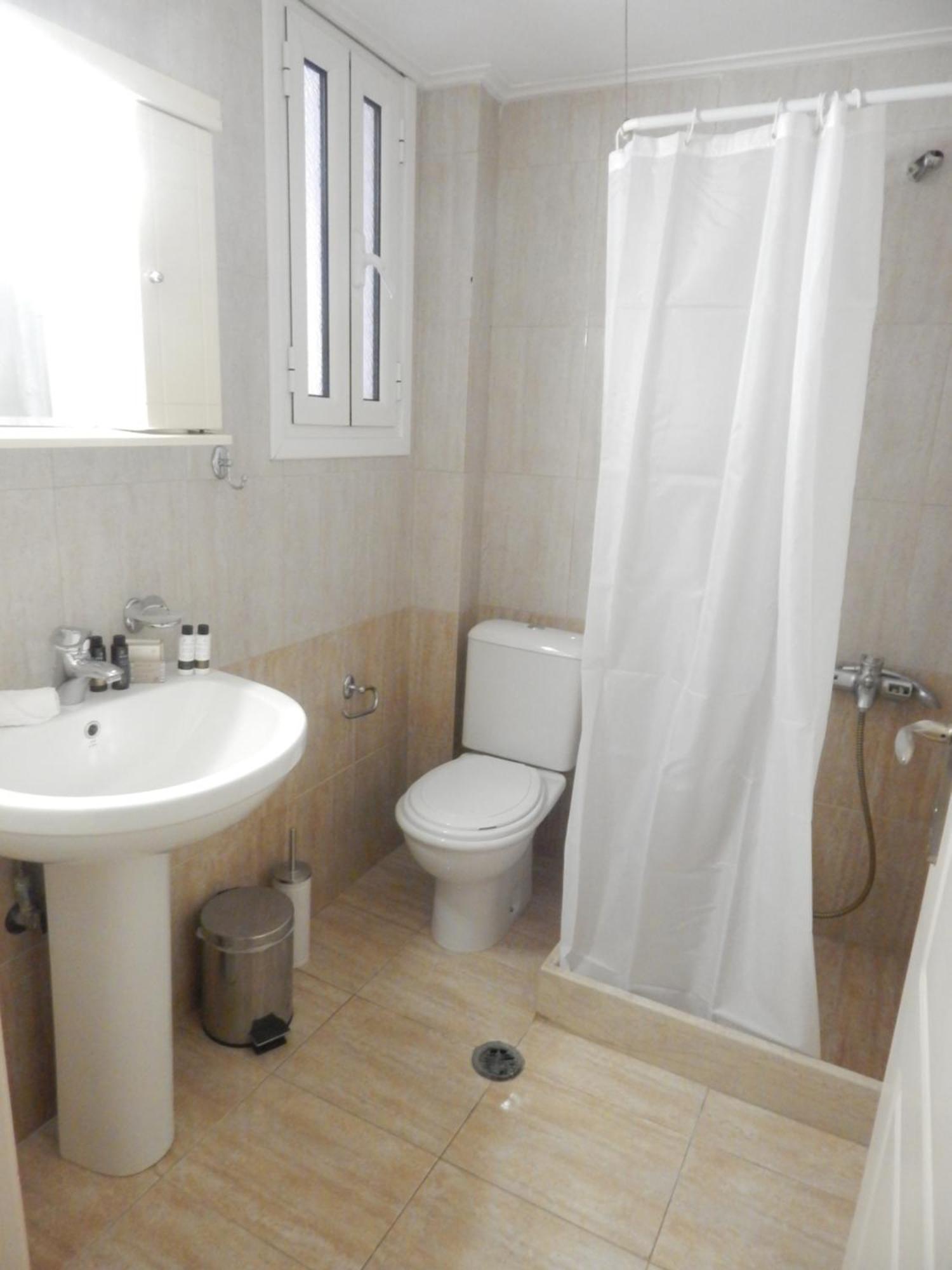 Dn Sea Apartments Kalamata Rum bild